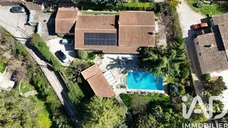  Maison � vendre 5 pi�ces 210 m�