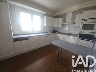  Maison � vendre 9 pi�ces 246 m�