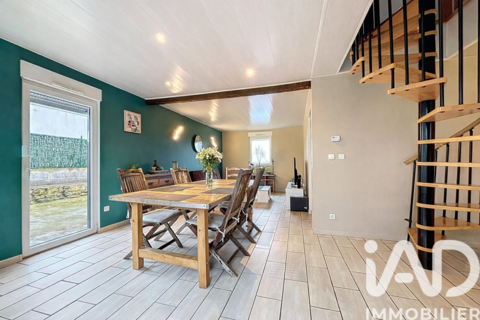   Vente Maison de village 5 pi�ces Maison - 5 pi�ce(s) - 105 m�