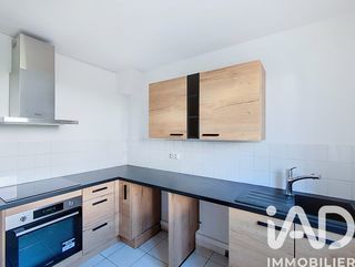  Appartement � louer 4 pi�ces 81 m�