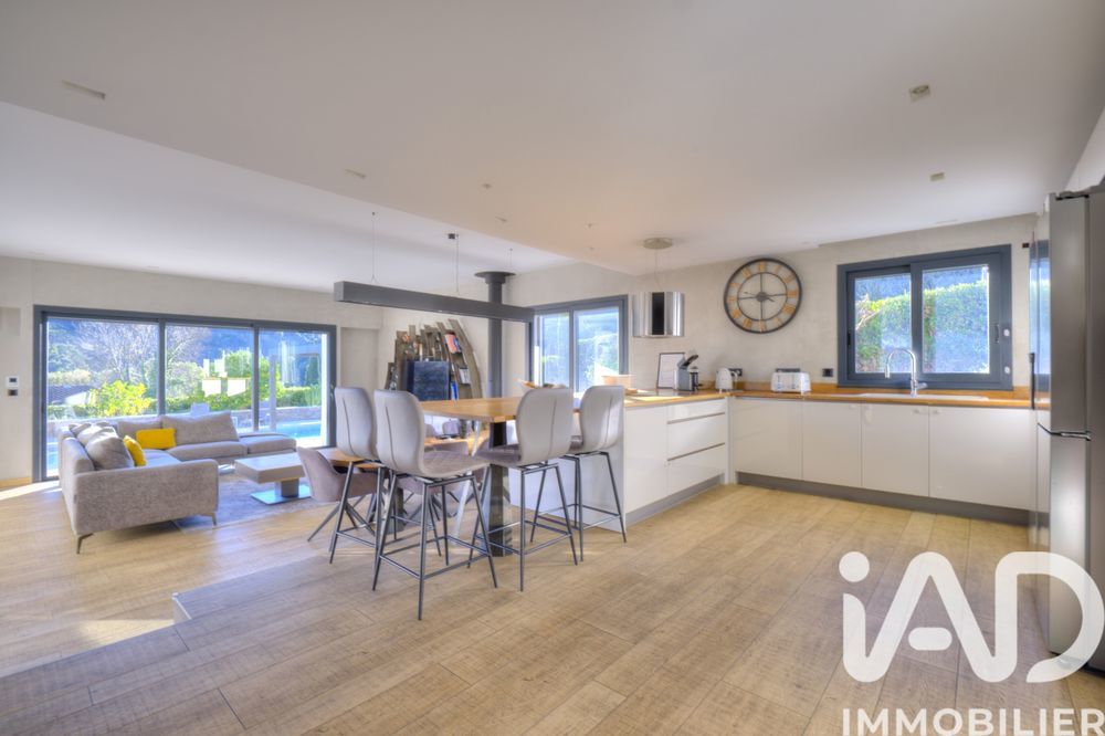 � vendre  Villa Auribeau-sur-Siagne (06810)