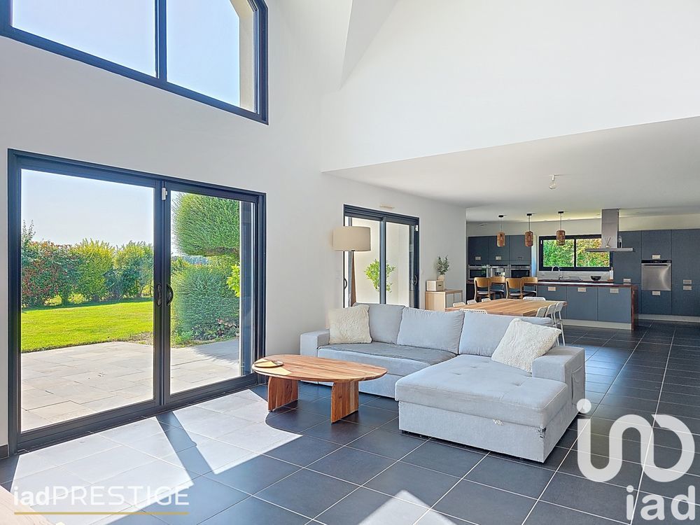 � vendre  Maison Saint-Jacques-sur-Darn�tal (76160)