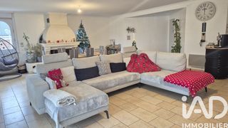  Maison � vendre 9 pi�ces 210 m�