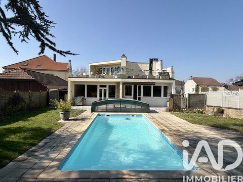   Vente Maison d'architecte 10 pi�ces Villa - 10 pi�ce(s) - 418 m�
