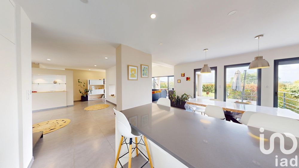 � vendre  Villa L'Isle-Jourdain (32600)