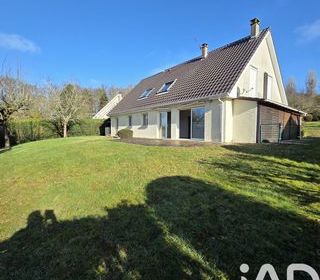  Maison � vendre 7 pi�ces 210 m�