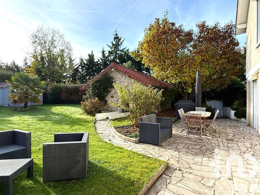 � vendre  Maison Montfort-l'Amaury (78490)