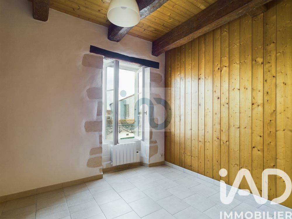 � vendre  Maison Saint-Martin-de-R� (17410)