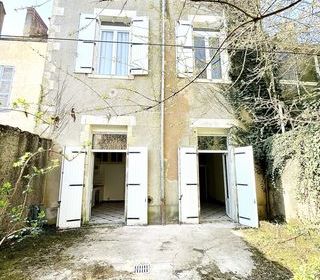  Immeuble � vendre 221 m�