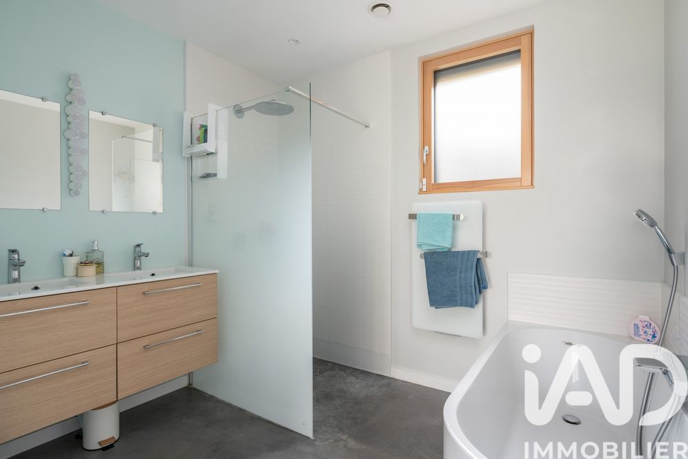 � vendre  Maison Voiron (38500)