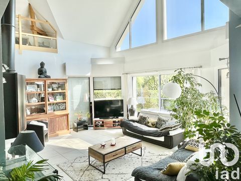   Vente Maison/villa 7 pi�ces Maison - 7 pi�ce(s) - 212 m�