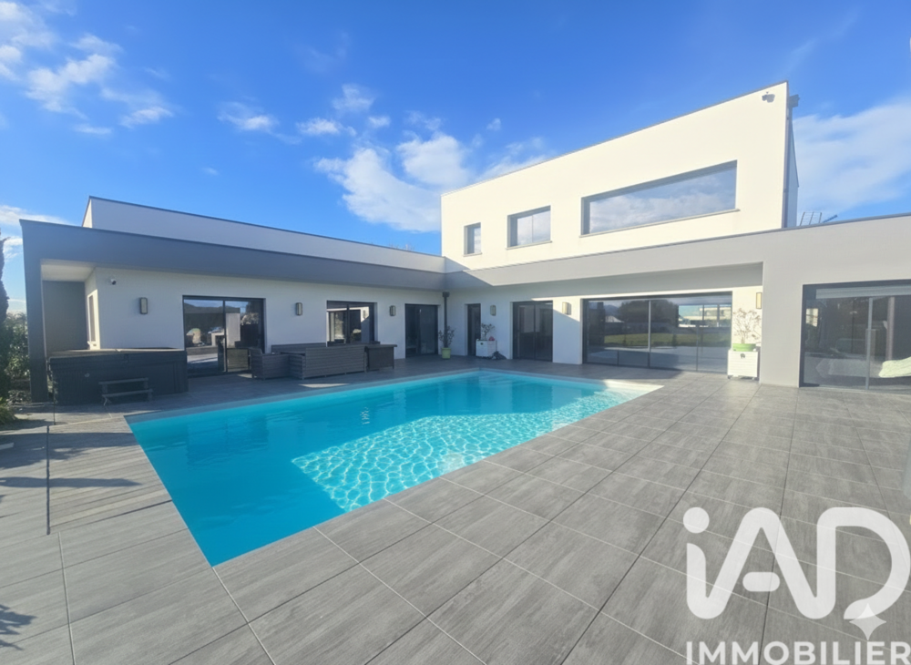 � vendre  Maison Espoey (64420)