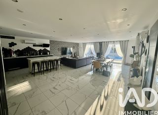  Villa � vendre 6 pi�ces 145 m�