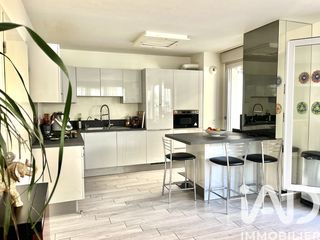  Appartement � vendre 4 pi�ces 92 m�