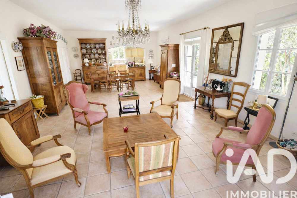 � vendre  Maison Saint-Cyr-sur-Mer (83270)