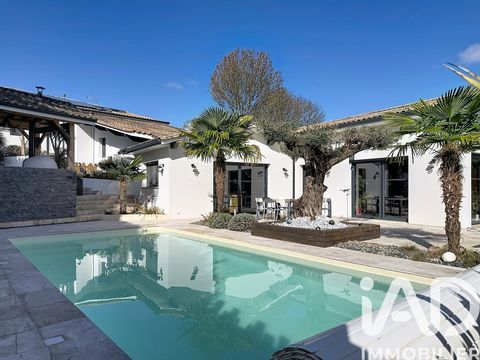   Vente Maison d'architecte 7 pi�ces Villa - 7 pi�ce(s) - 263 m�