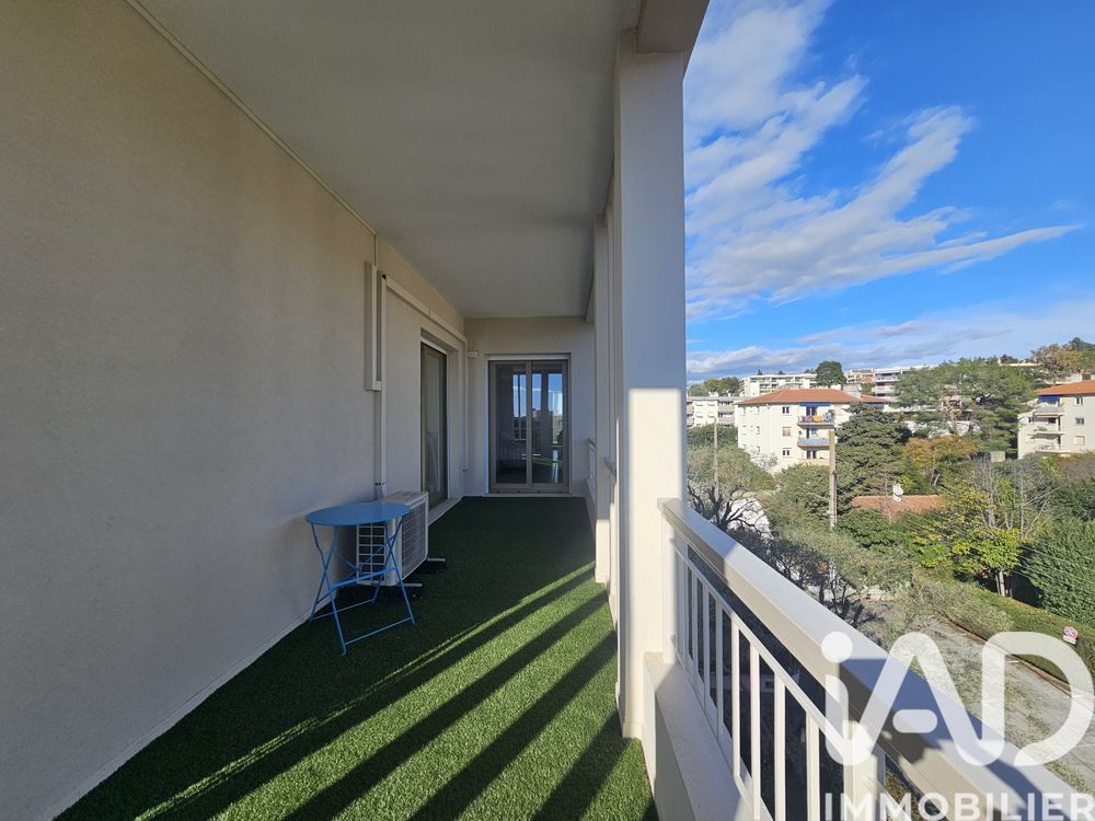 � vendre  Appartement Antibes (06600)