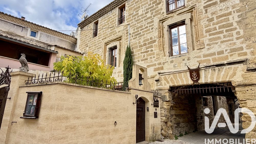 � vendre  Propri�t�/ch�teau Caderousse (84860)