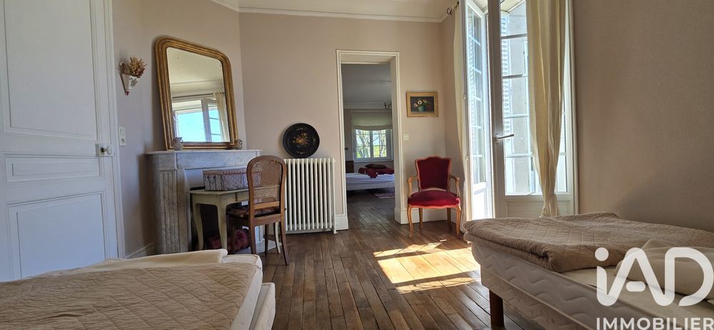 � vendre  Propri�t�/ch�teau Chamouille (02860)