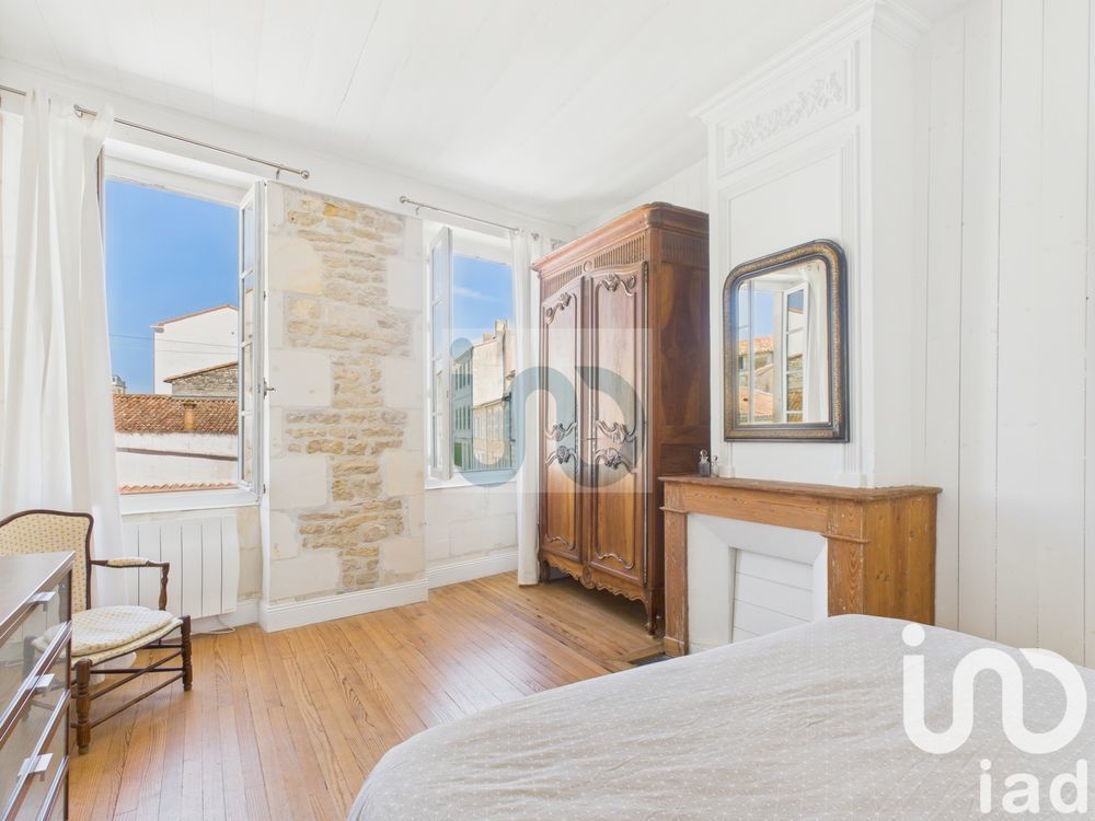 � vendre  Maison Saint-Martin-de-R� (17410)