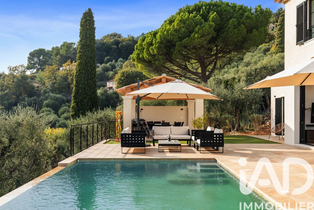 � vendre  Villa Sp�rac�des (06530)