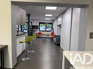  Immeuble � vendre 214 m�