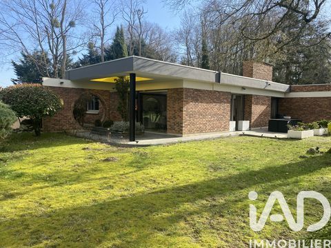   Vente Maison d'architecte 8 pi�ces Villa - 8 pi�ce(s) - 313 m�