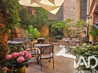  Immeuble � vendre 318 m�