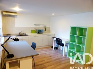  Immeuble � vendre 232 m�