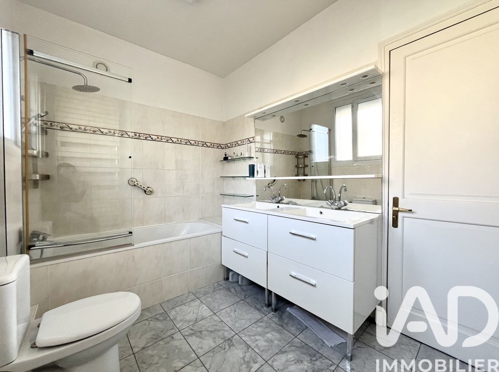 � vendre  Maison Issy-les-Moulineaux (92130)