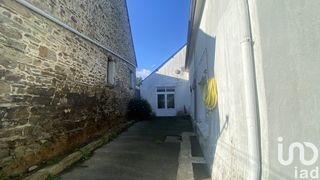  Immeuble � vendre 785 m�