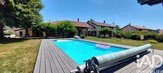  Maison � vendre 10 pi�ces 325 m�