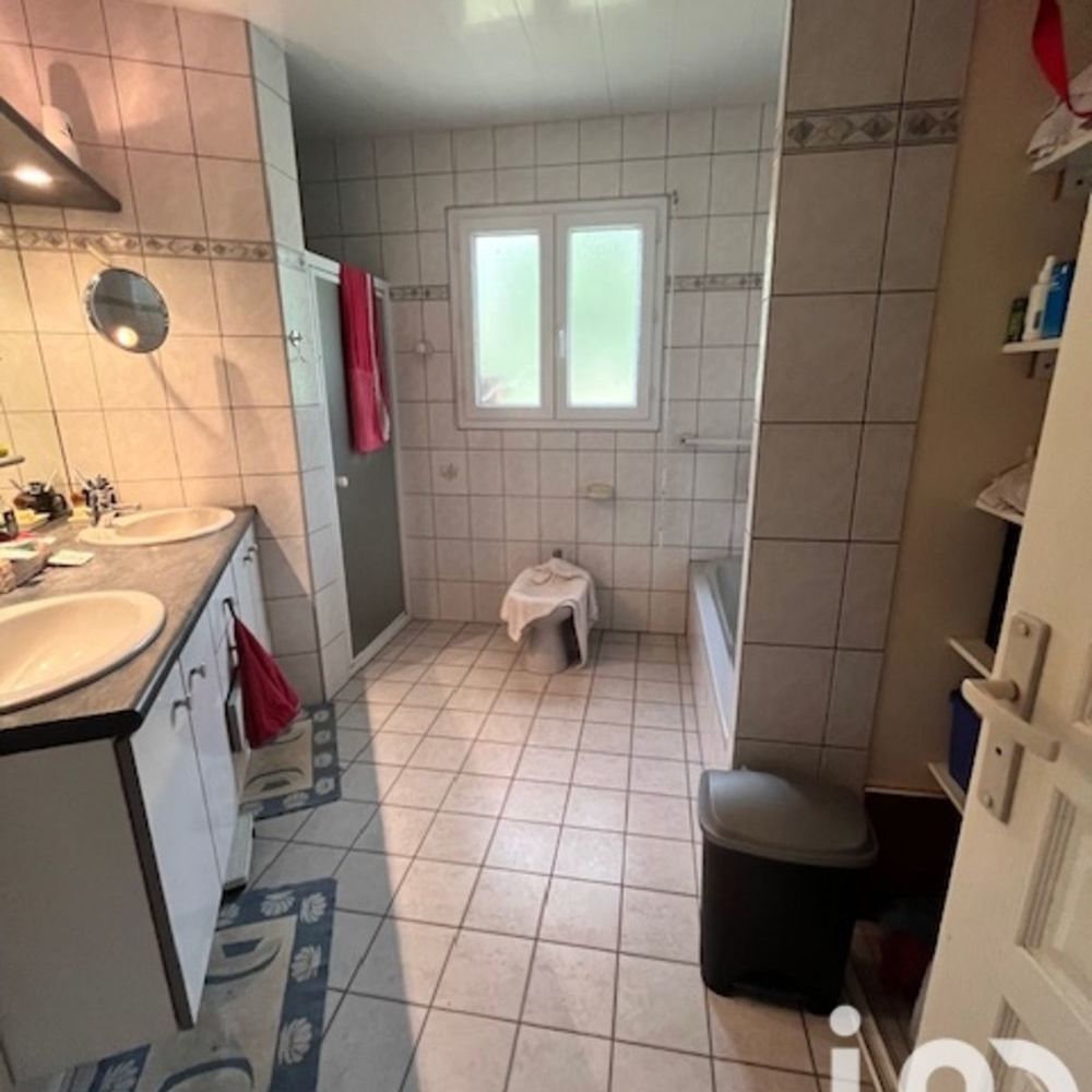 � vendre  Maison Le Fenouiller (85800)