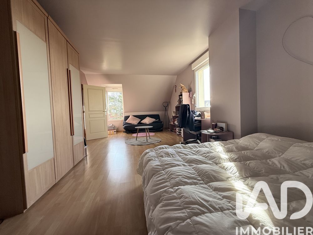 � vendre  Villa Champlay (89300)