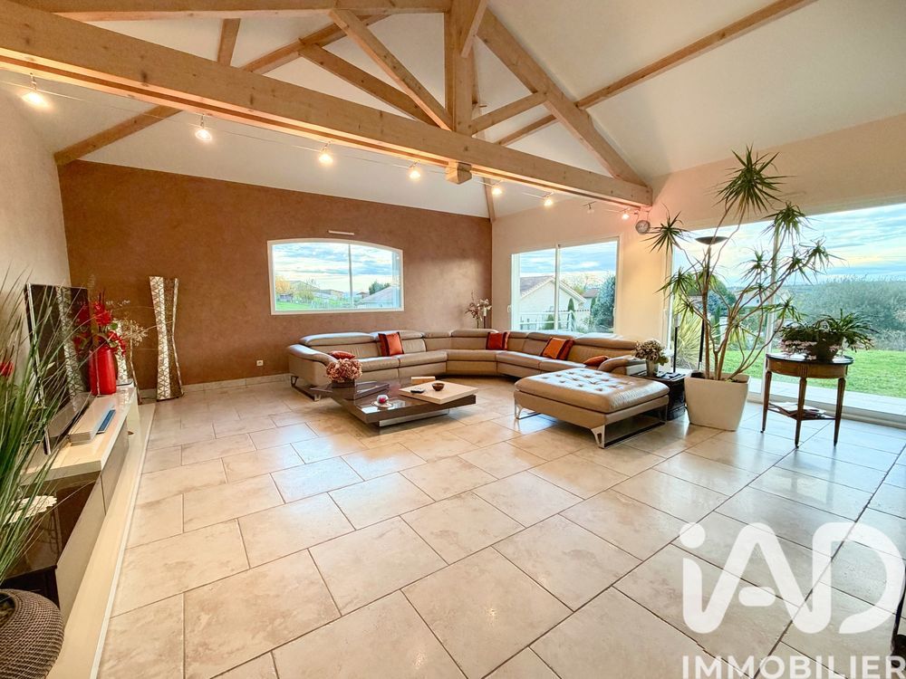 � vendre  Villa Bourgoin-Jallieu (38300)