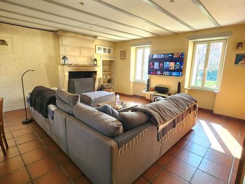   Vente Maison traditionnelle 7 pi�ces Maison - 7 pi�ce(s) - 220 m�