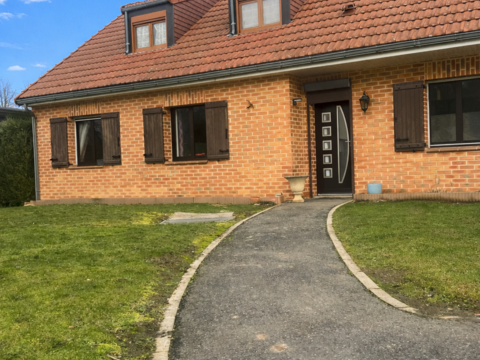   Vente Maison/villa 5 pi�ces Maison - 5 pi�ce(s) - 130 m�