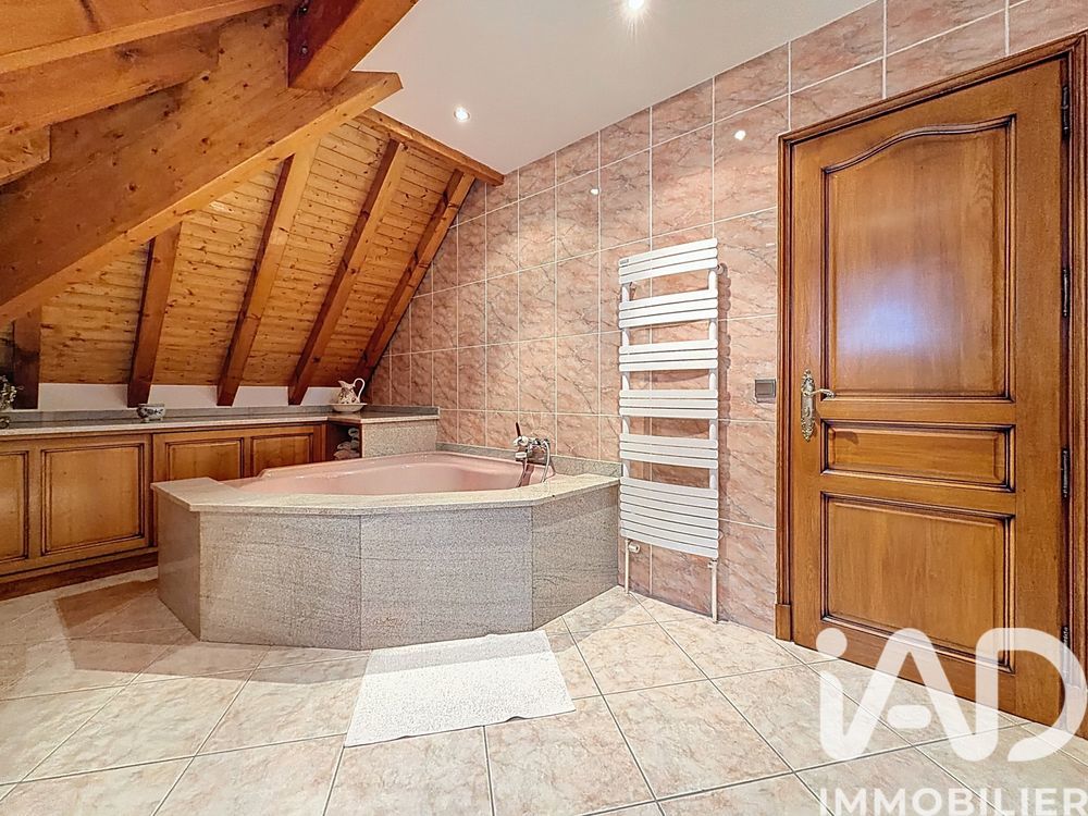 � vendre  Maison Lucinges (74380)