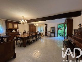  Maison � vendre 12 pi�ces 318 m�