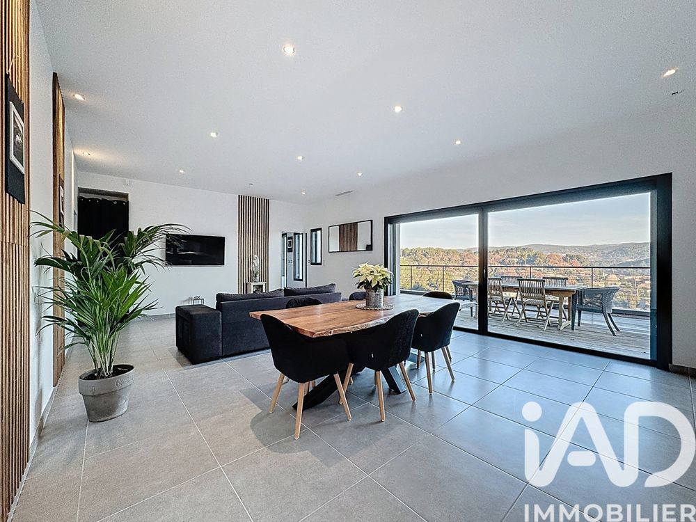 � vendre  Maison Trans-en-Provence (83720)