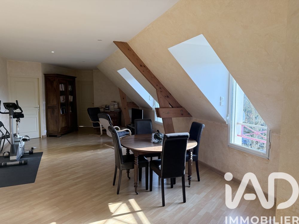 � vendre  Villa Champlay (89300)