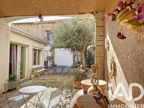   Vente Maison de village 7 pi�ces Maison - 7 pi�ce(s) - 120 m�