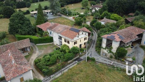   Vente Maison de village 7 pi�ces Maison - 7 pi�ce(s) - 204 m�