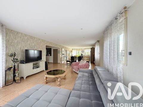   Vente Maison traditionnelle 5 pi�ces Maison - 5 pi�ce(s) - 157 m�