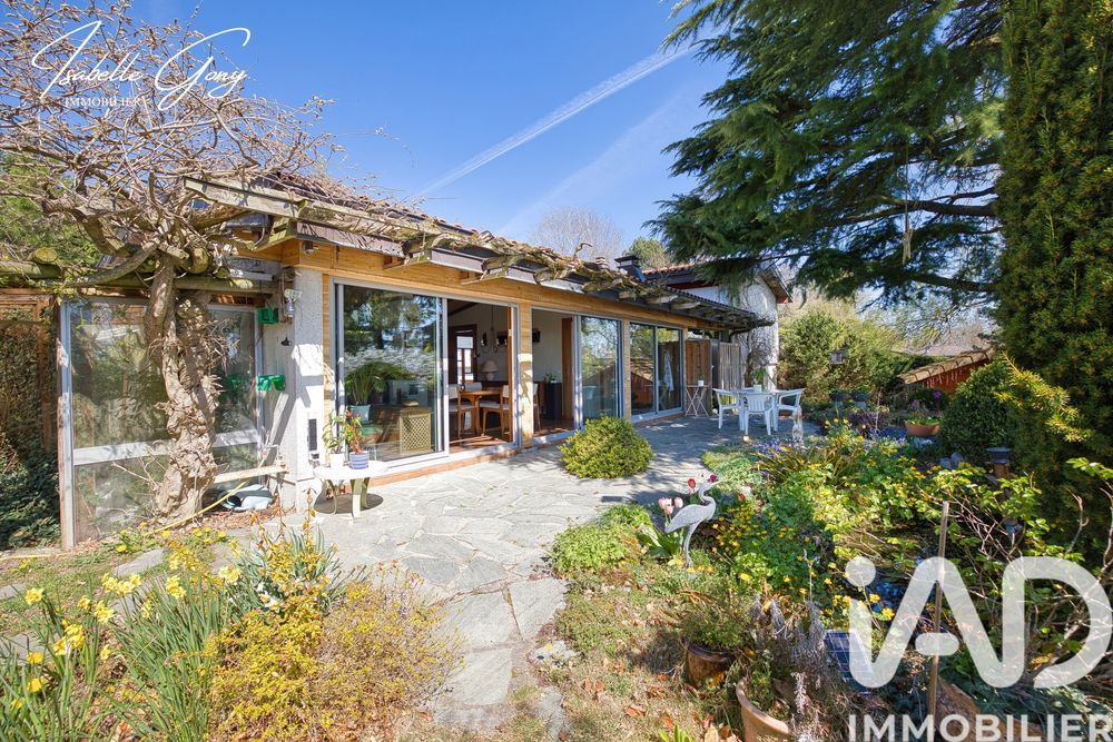 � vendre  Maison Divonne-les-Bains (01220)