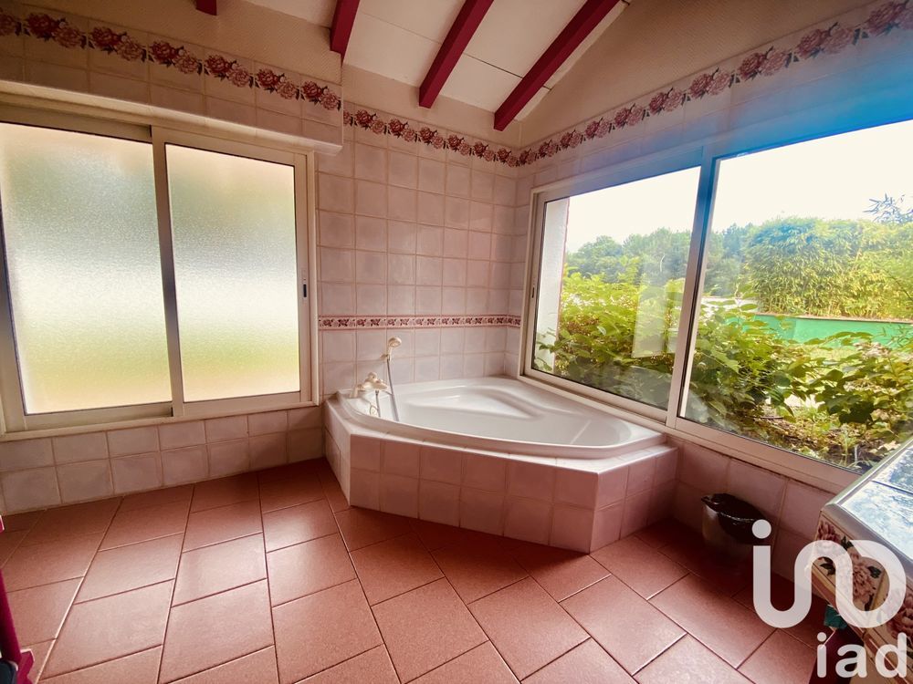 � vendre  Villa Saubion (40230)