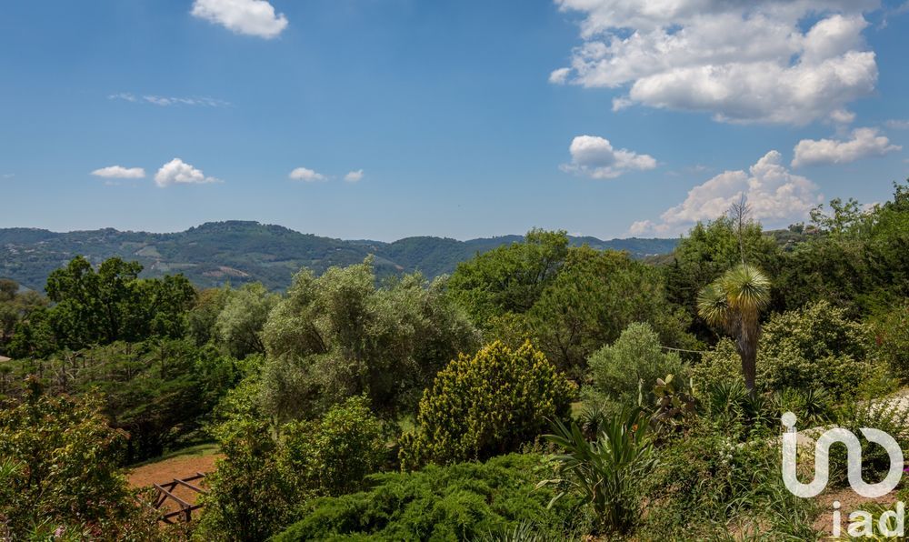 � vendre  Maison Peymeinade (06530)