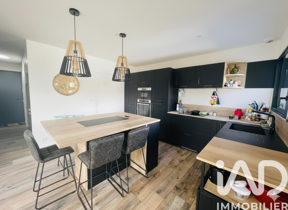 � vendre  Villa Dompierre-sur-Mer (17139)