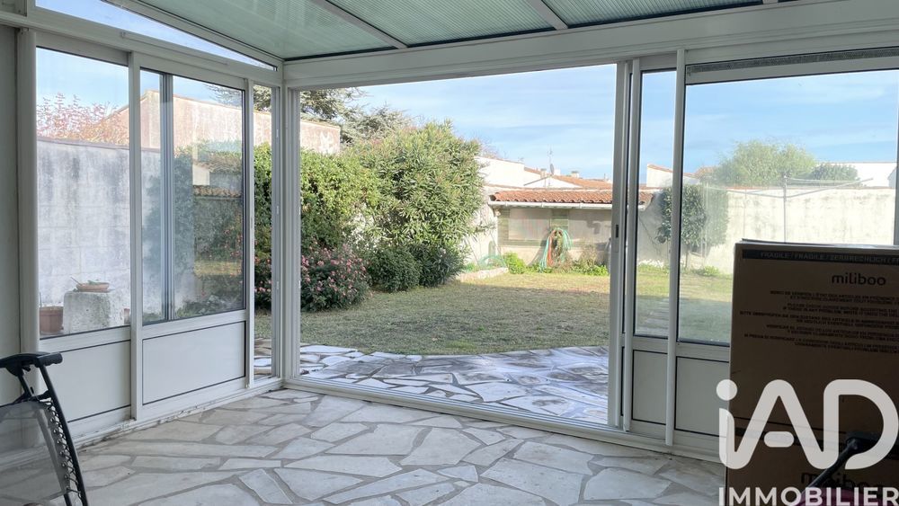 � vendre  Maison Loix (17111)