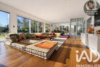  Maison � vendre 11 pi�ces 1079 m�